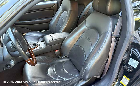 2001 Jag XKR Photograph